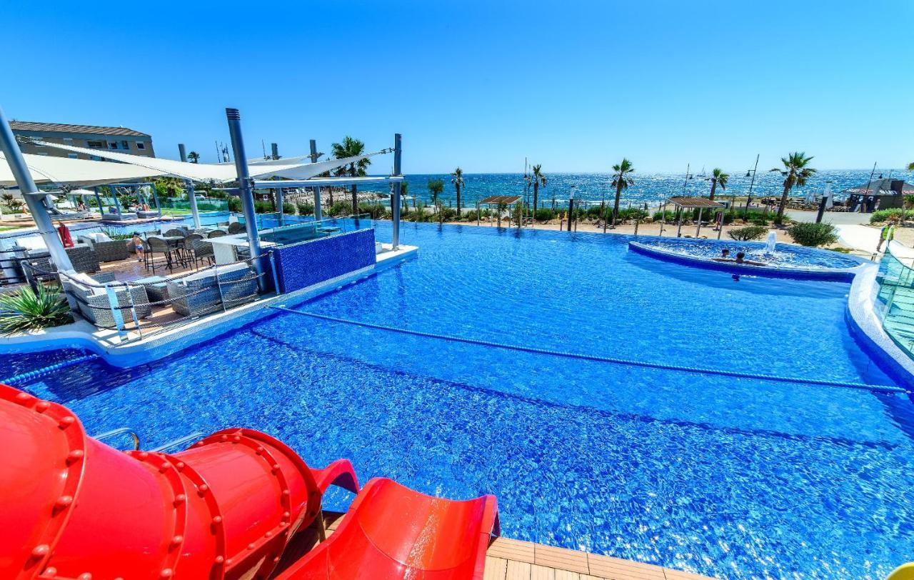 Apartamento En Sea Senses Freya Torrevieja Exterior foto
